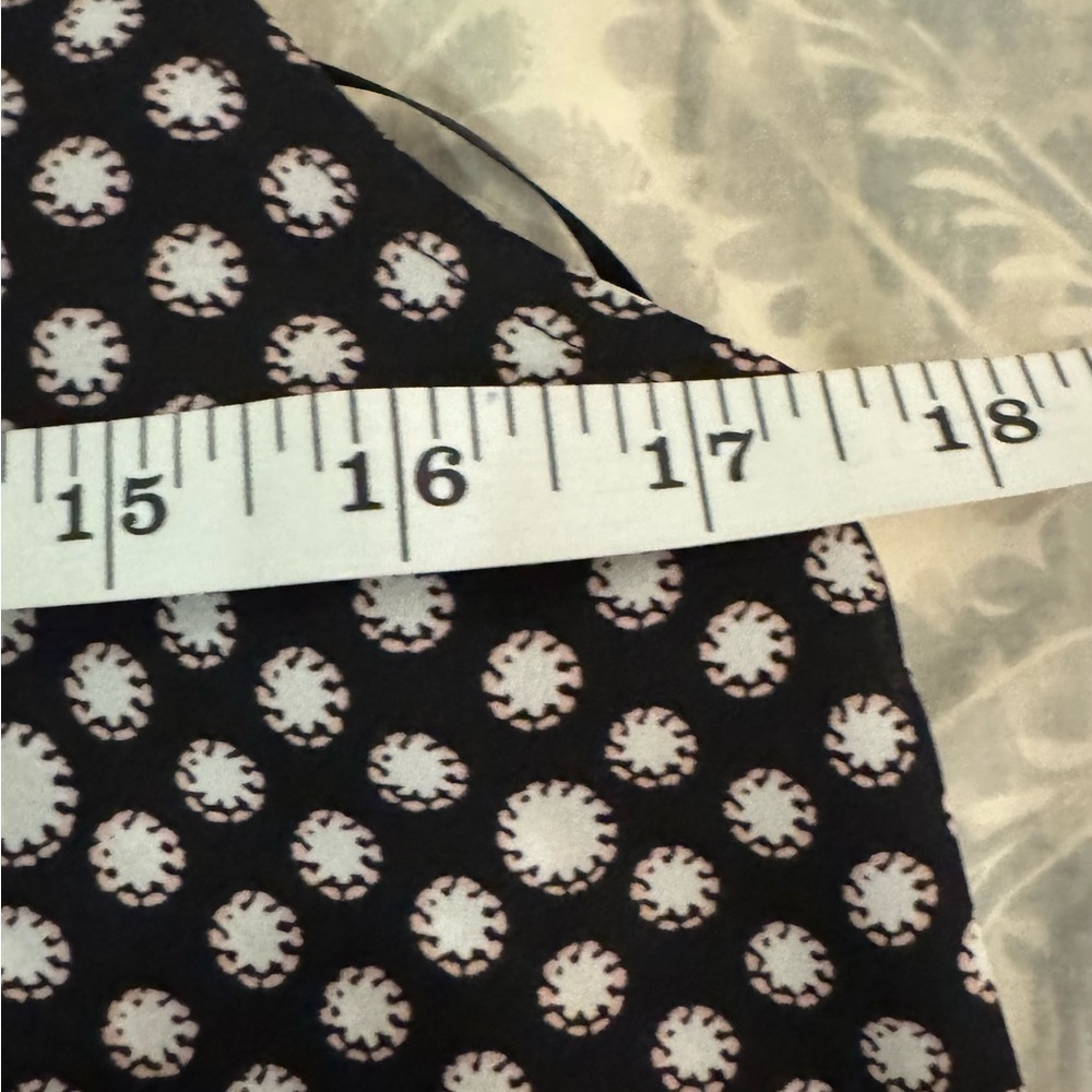NWOT Loft Sleeveless Top (SP) - Picture 5 of 6